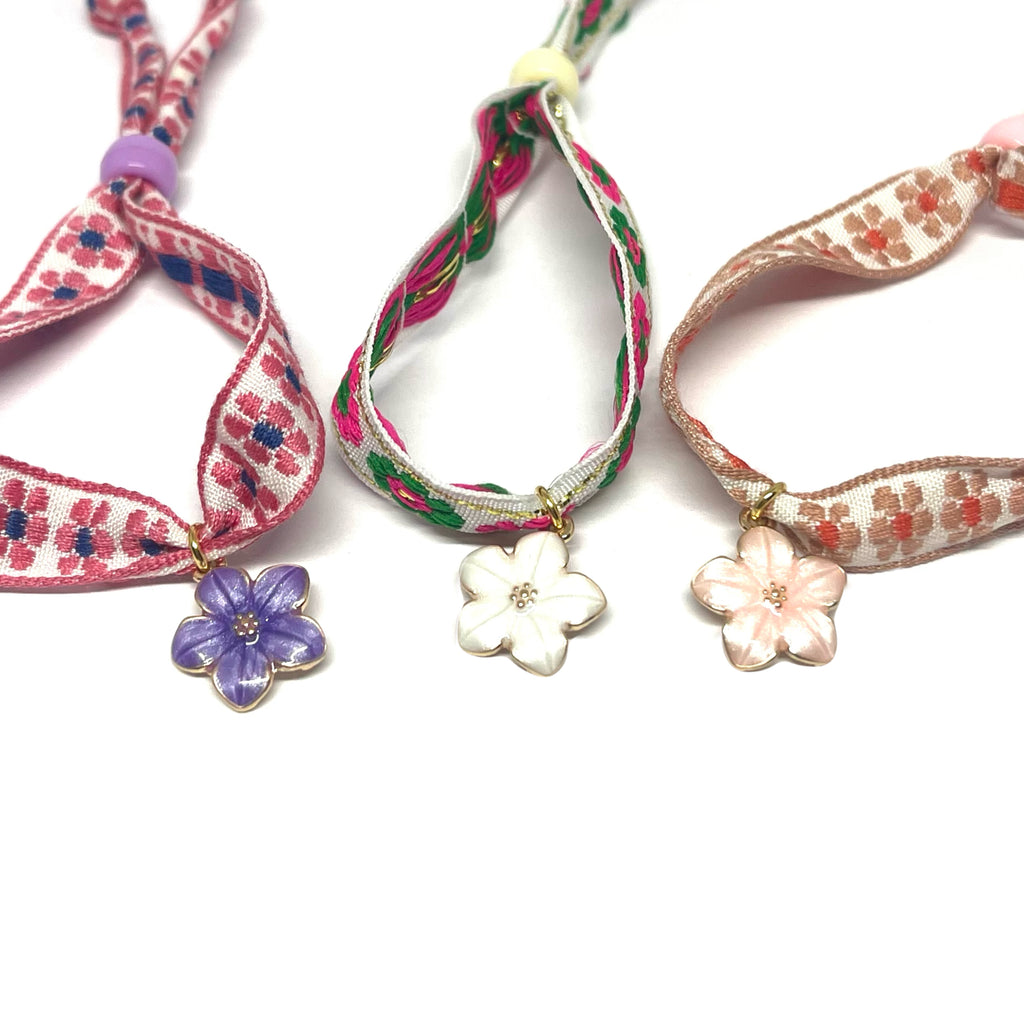 Bracelet ruban fleur