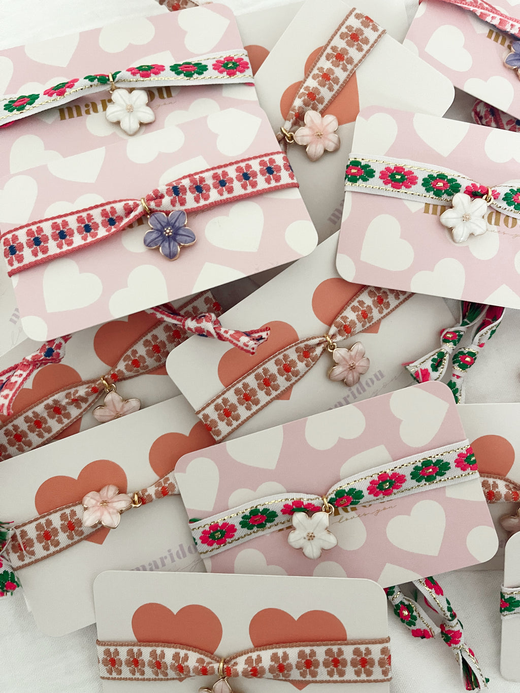 Bracelet ruban fleur