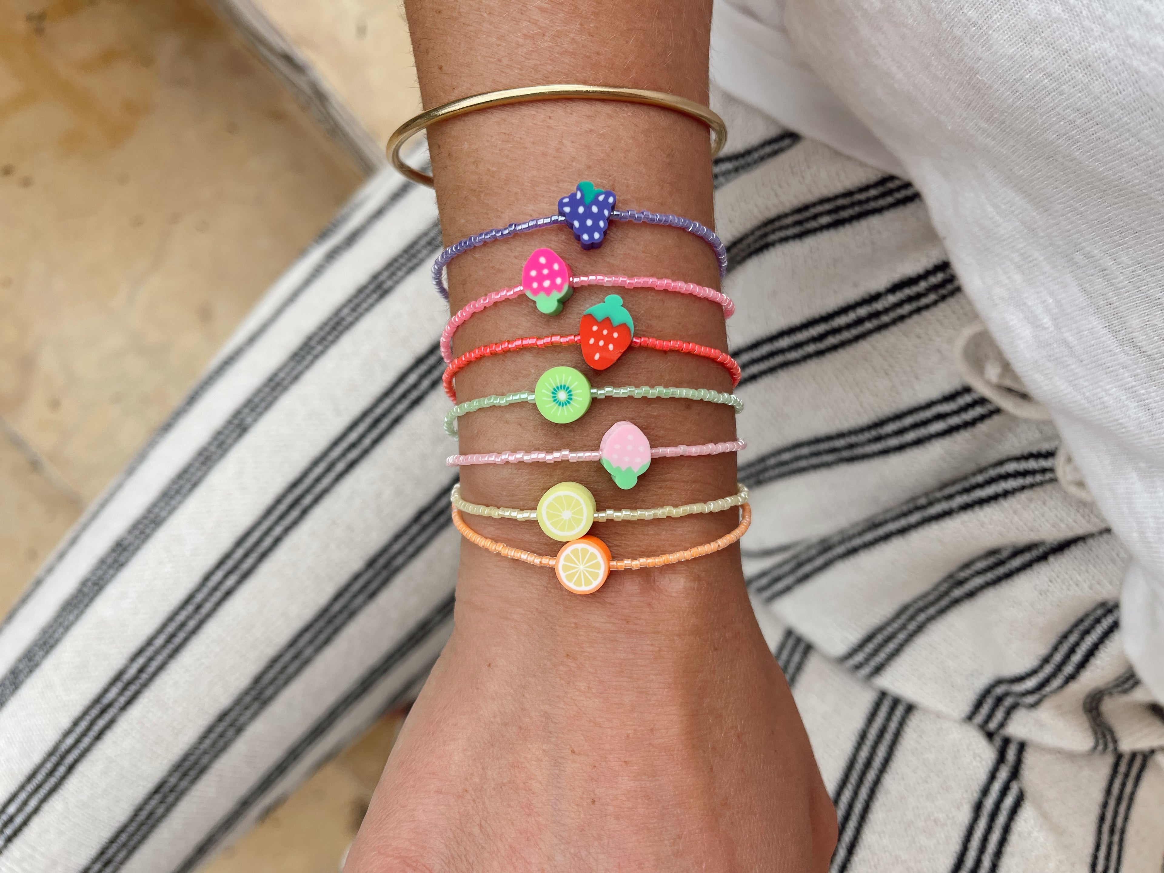 Bracelet fruit