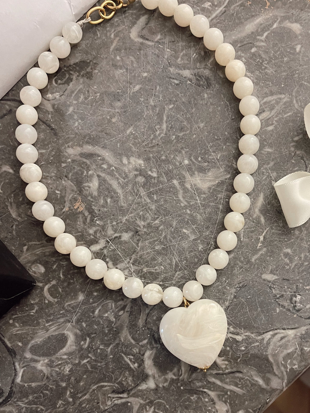 Collier Gabriel - blanc